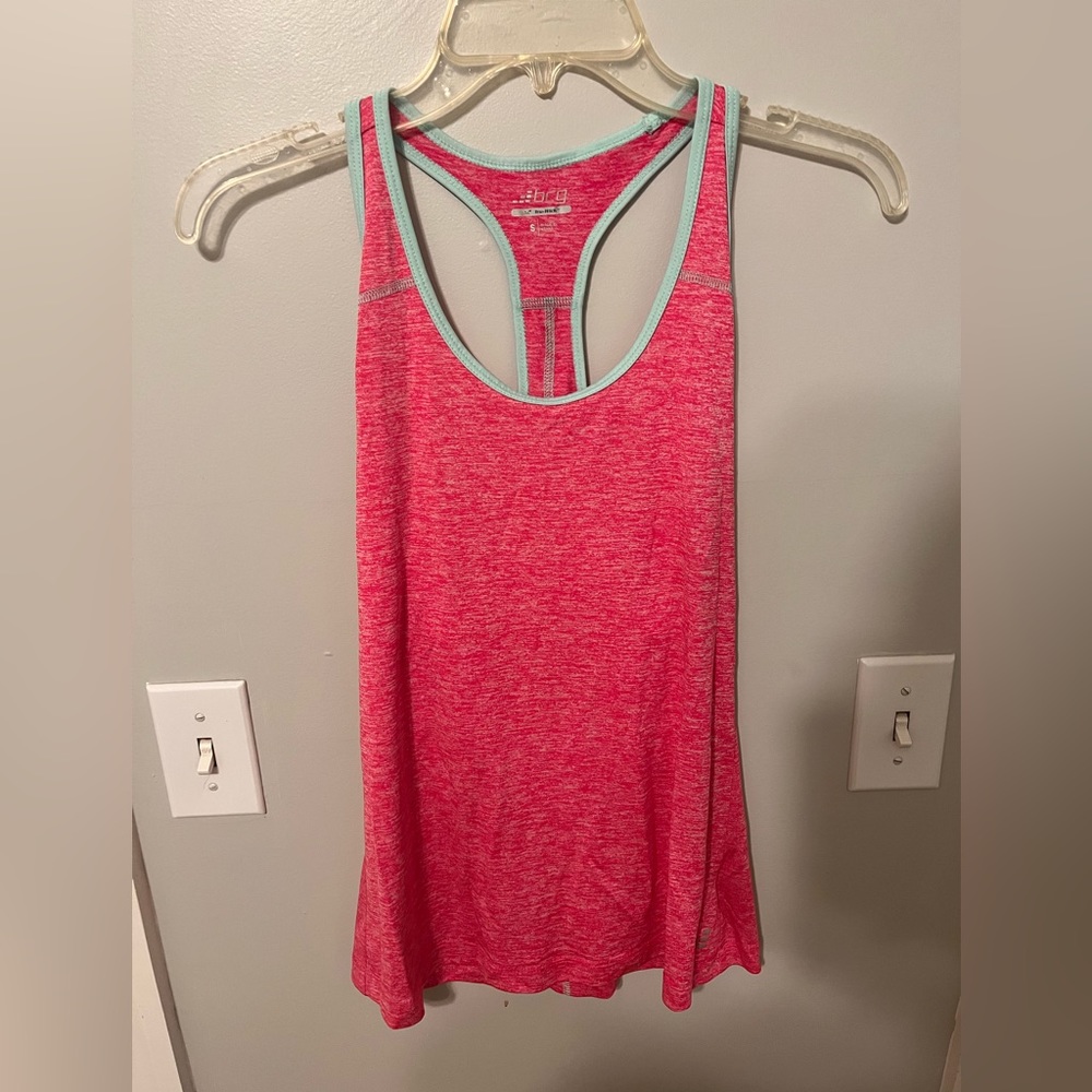 Women’s Athletic top.